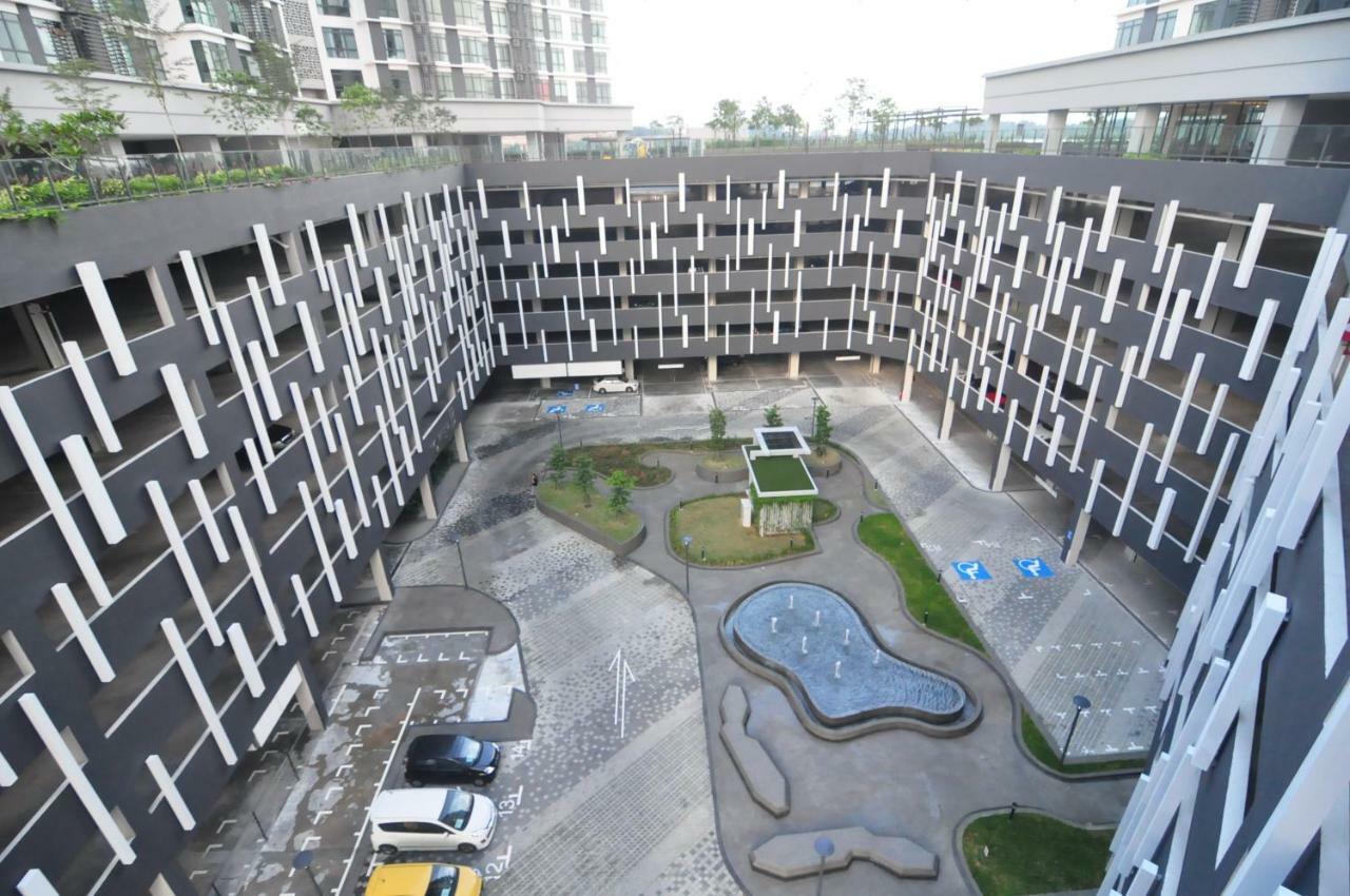 סיברג'איה Kenwingston Square Garden By Idealhub מראה חיצוני תמונה